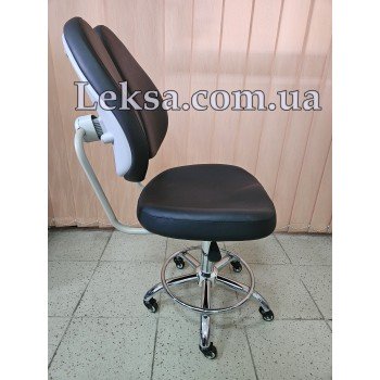 СТУЛЬЧИК МАСТЕРА С ОРТОПЕДИЧЕСКОЙ СПИНКОЙ DS-888 BLACK СТУЛЬЧИК МАСТЕРА С ОРТОПЕДИЧЕСКОЙ СПИНКОЙ DS-888 BLACK