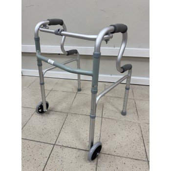 Ходунки с колесами FS9631L Ходунки с колесами FS9631L